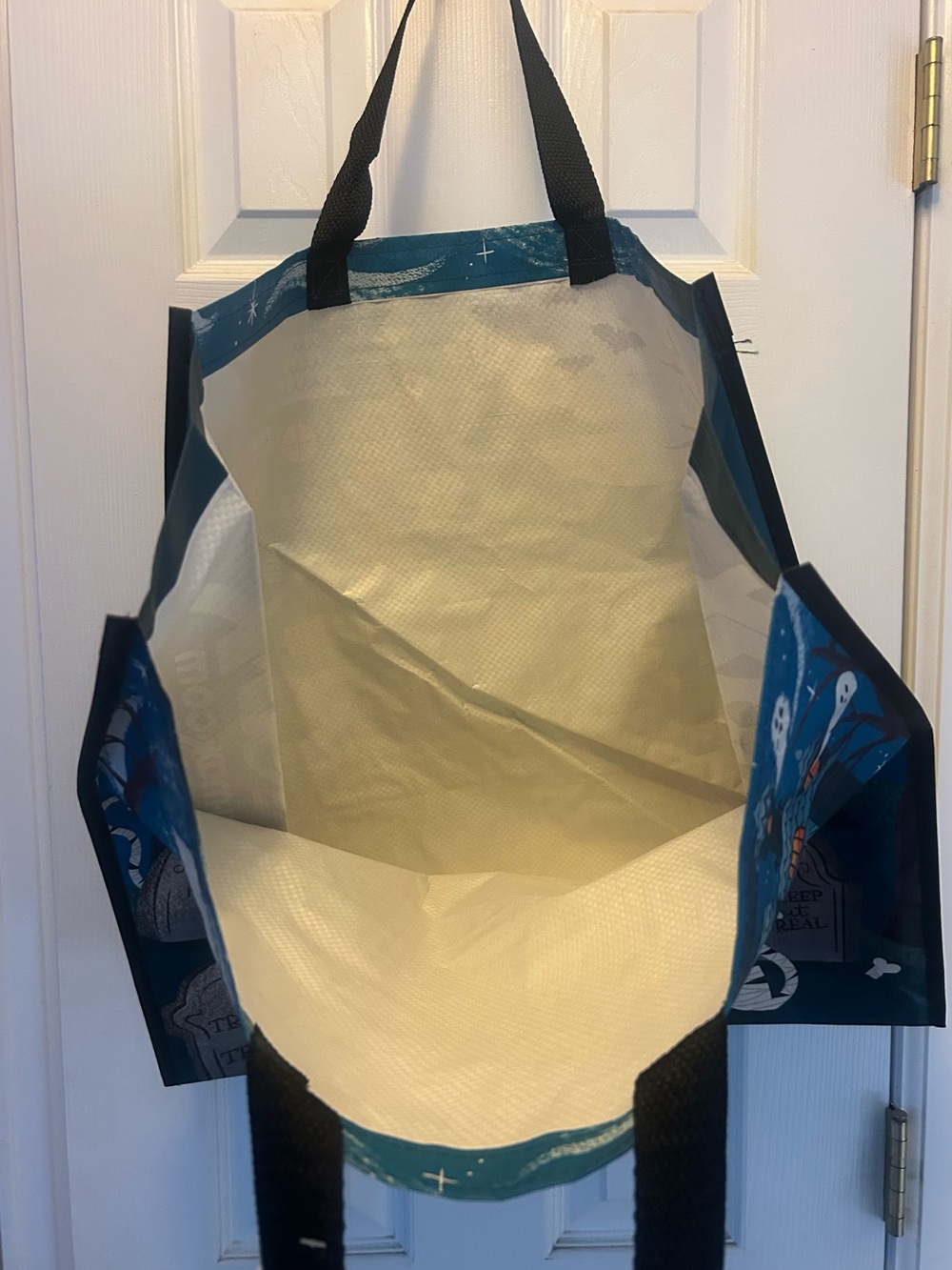 3 TJ Maxx Halloween Tote Bags. NWT. - Picture 3 of 5